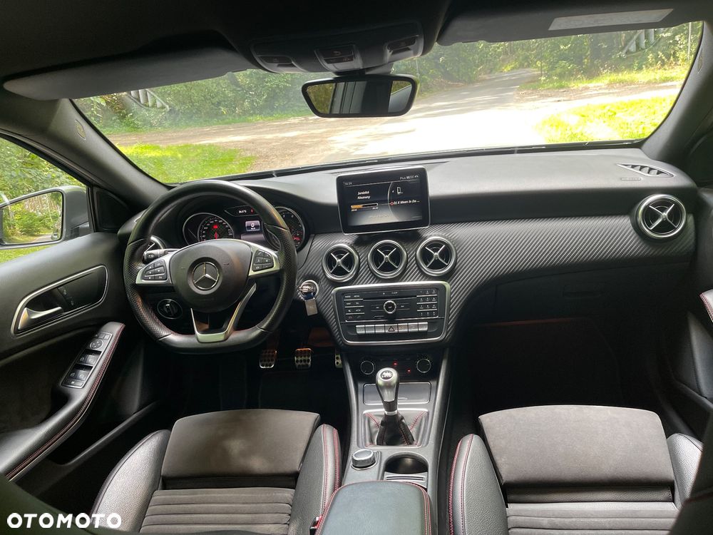 Mercedes-Benz Klasa A 180 AMG Line - 11