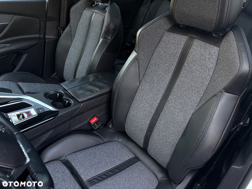 Peugeot 3008 BlueHDi 180 Stop & Start EAT8 Allure - 36