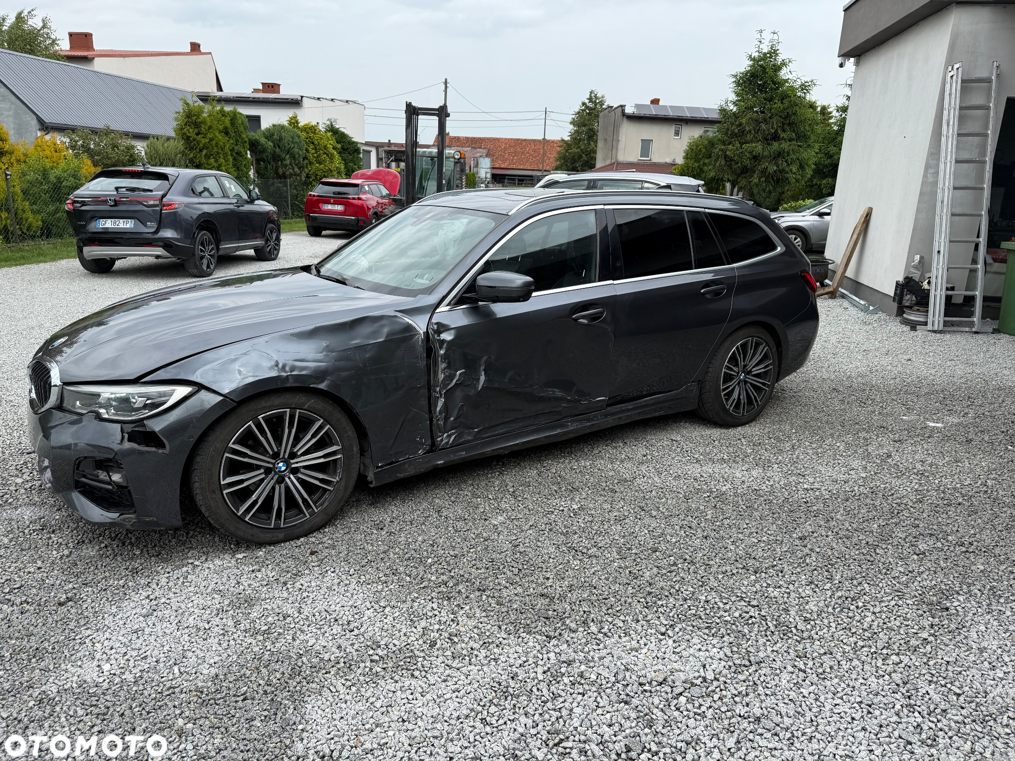 BMW Seria 3 318d M Sport Shadow - 5