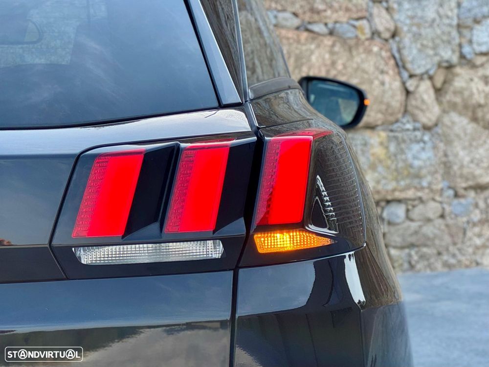 Peugeot 3008 1.6 BlueHDi GT Line Grip Control EAT6 - 42