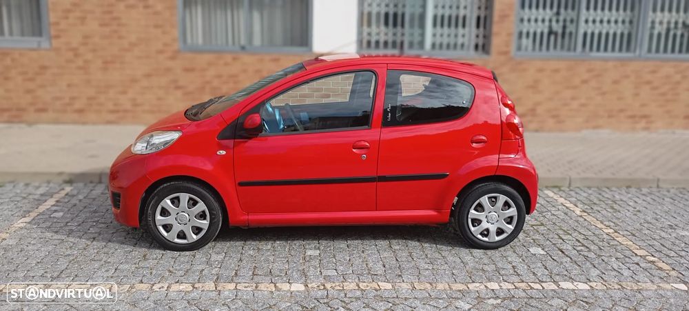 Peugeot 107 1.0 Urban Move - 4
