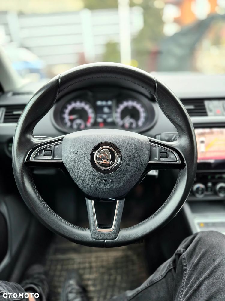 Skoda Octavia 1.6 TDI SCR Ambition - 10