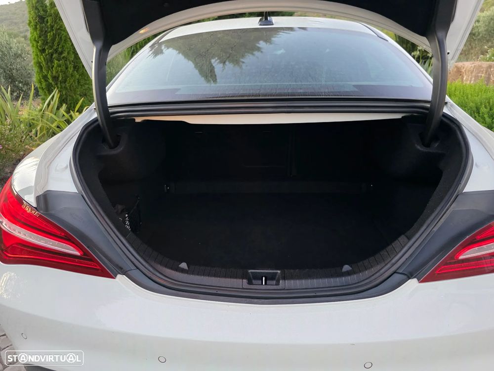 Mercedes-Benz CLA 200 - 10