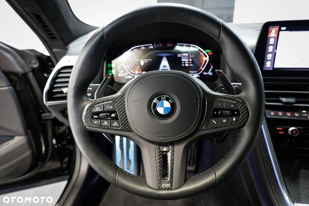 BMW Seria 8 - 29