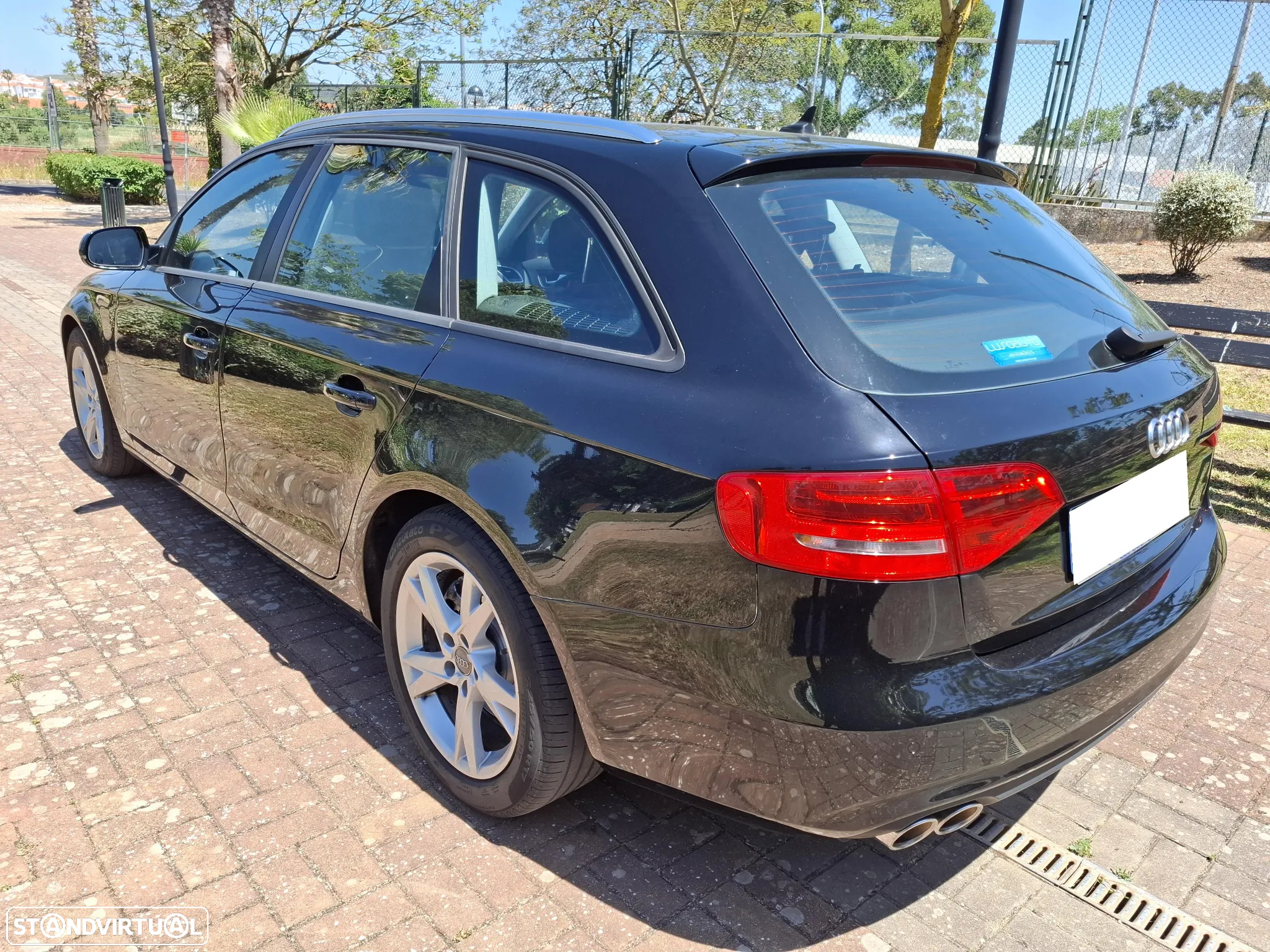 Audi A4 Avant 2.0 TDI exclusive - 2
