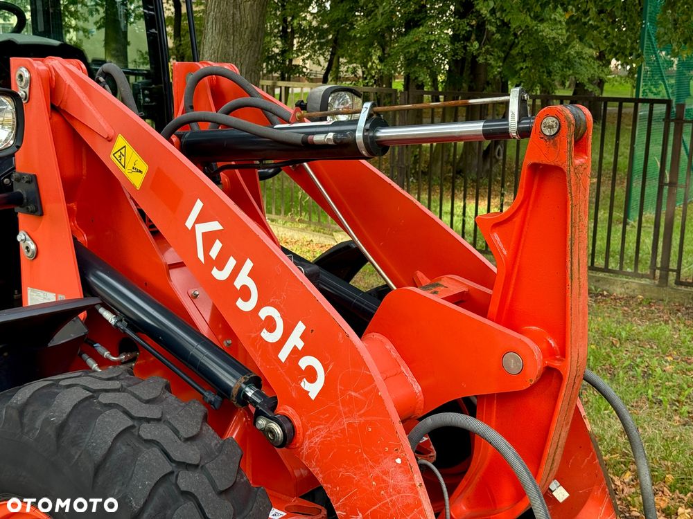 Kubota Ładowarka R070 - 17