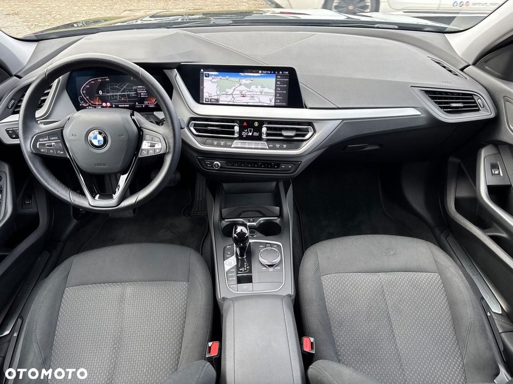 BMW Seria 1 120i Advantage - 6