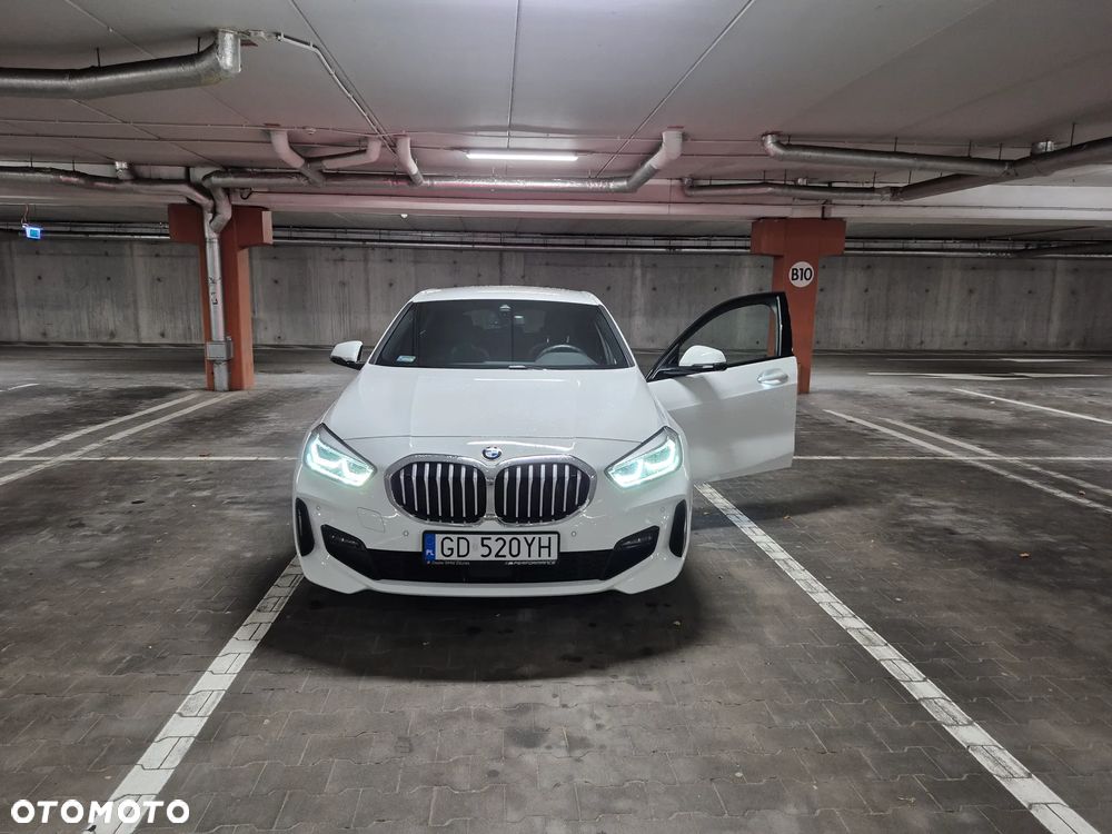 BMW Seria 1 - 12
