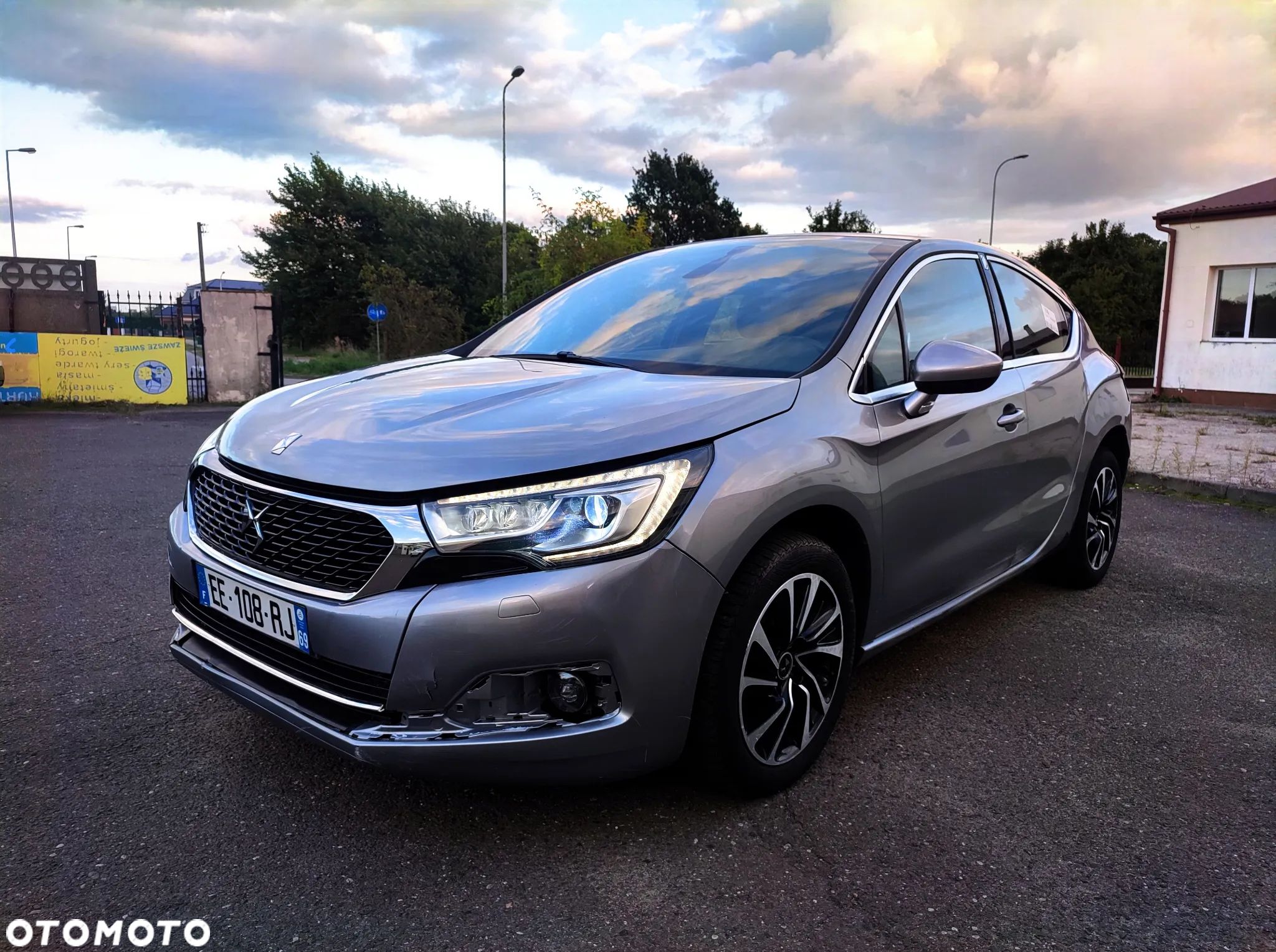 Citroën DS4 BlueHDi 120 S&S EAT6 SoChic - 1