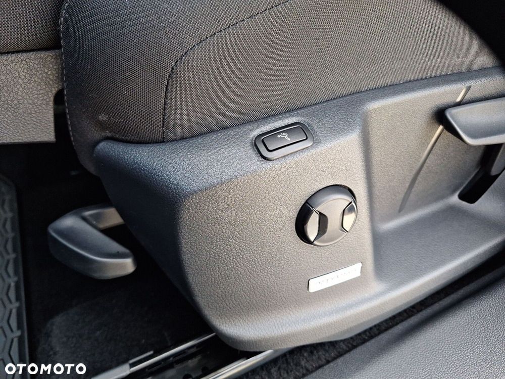 Volkswagen Touran - 13