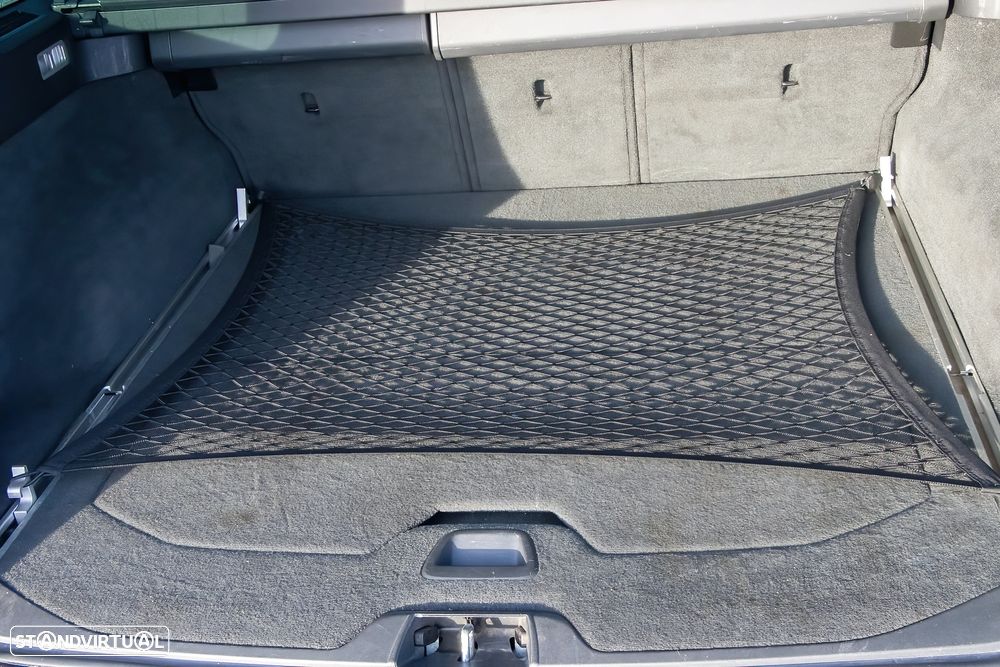 Volvo V70 2.4 D5 Nivel 3 Geartronic - 29