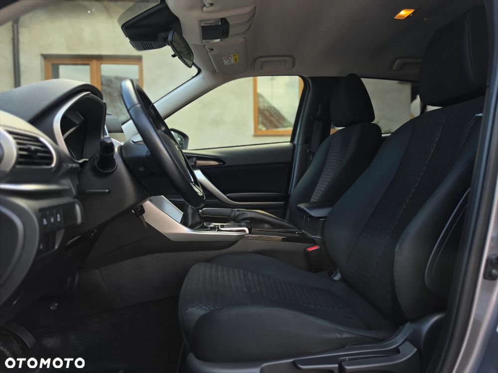 Mitsubishi Eclipse Cross - 21