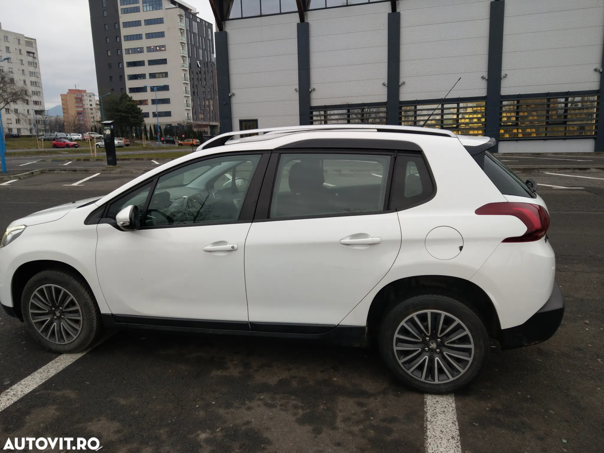 Peugeot 2008 1.5 BlueHDI FAP Active - 9
