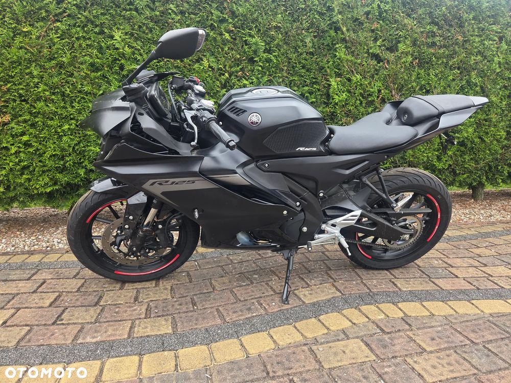 Yamaha YFZ - 11