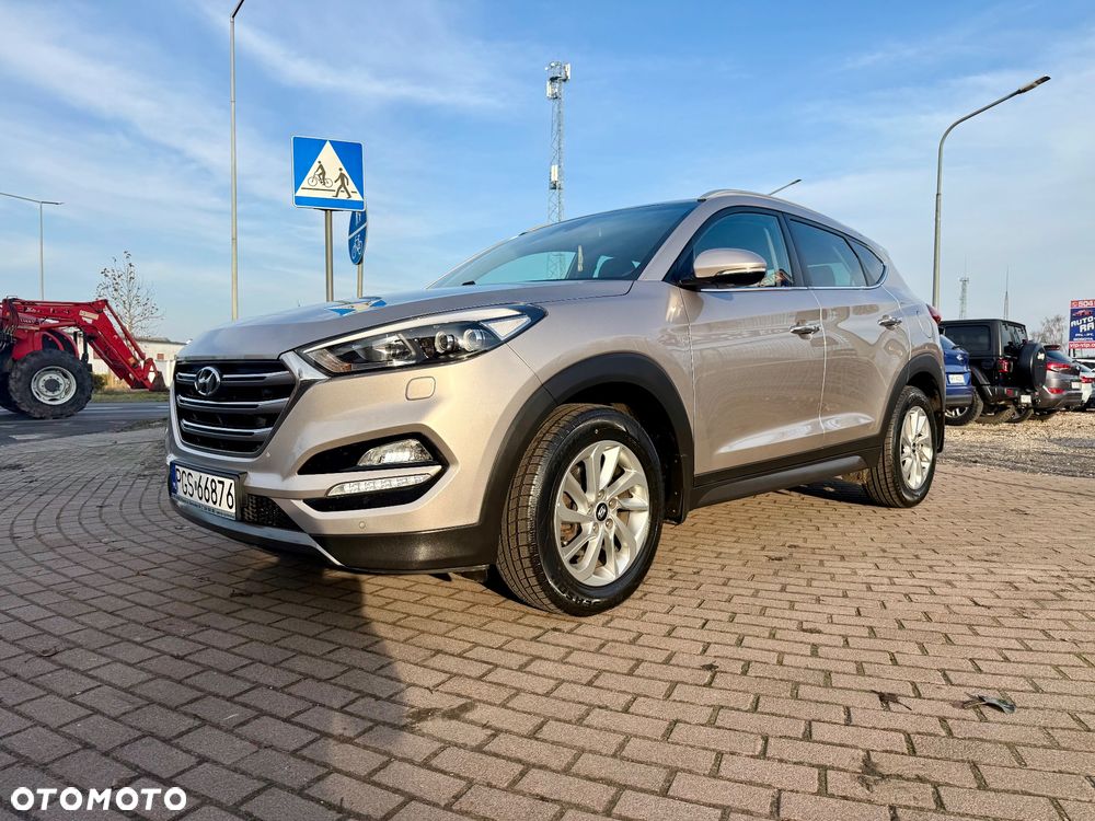 Hyundai Tucson 1.7 CRDI BlueDrive TourdePologne 2WD - 33