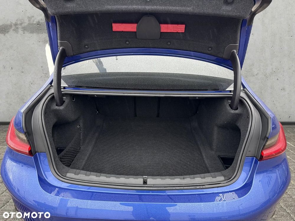 BMW Seria 3 - 26