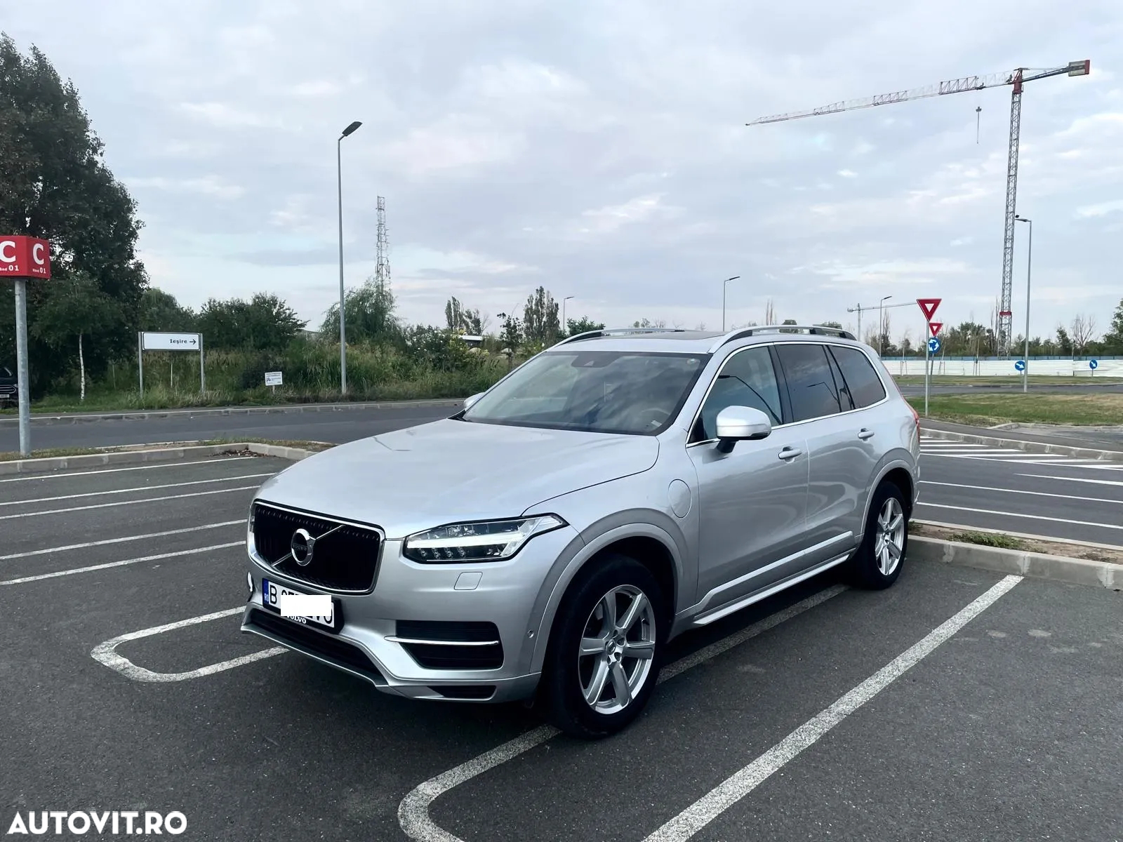 Volvo XC 90 - 13