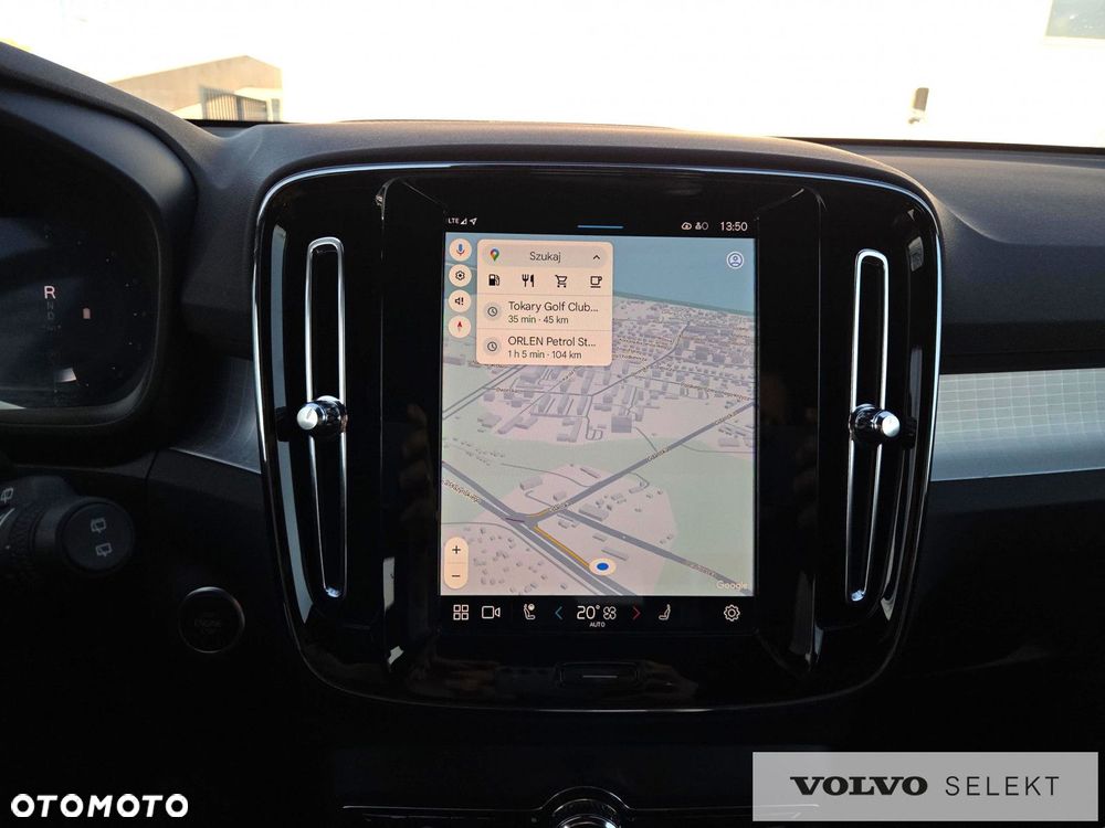 Volvo XC 40 B3 Plus Dark - 18