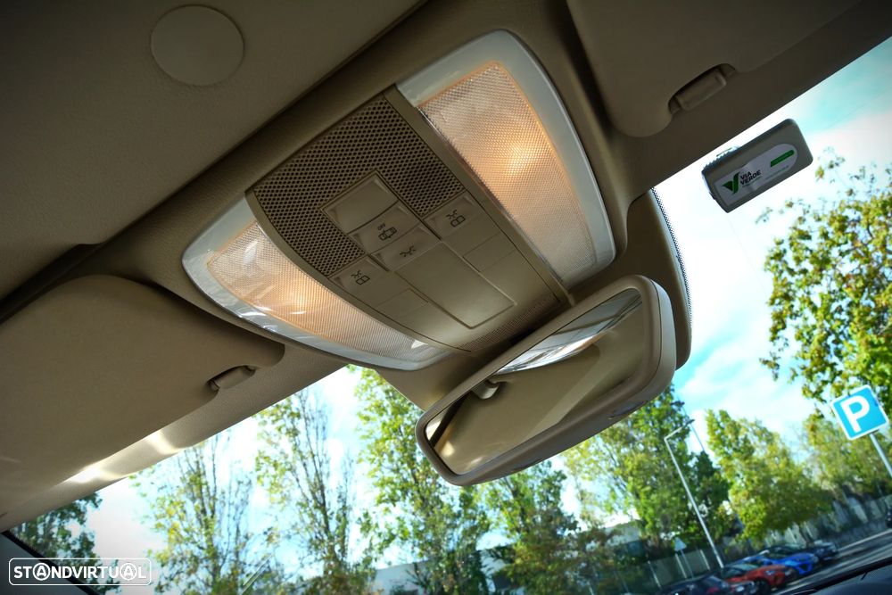 Mercedes-Benz E 250 CDi Elegance BlueEfficiency Auto - 15