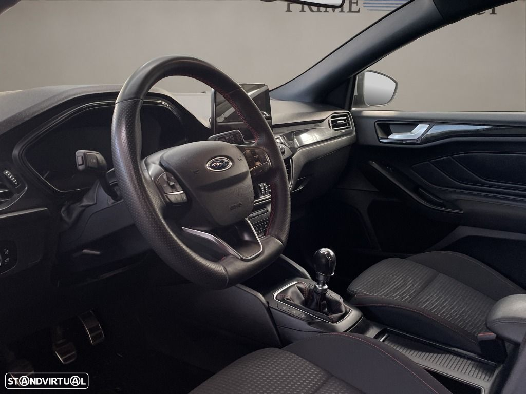 Ford Focus 1.0 EcoBoost ST-Line - 9