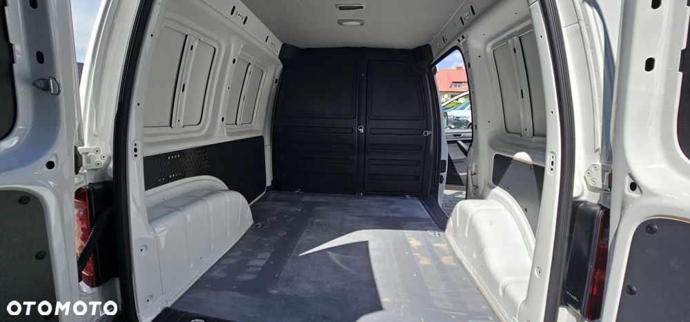 Volkswagen Caddy - 17