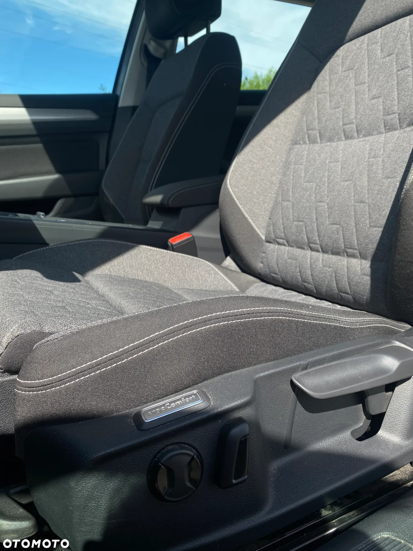 Volkswagen Passat 1.5 TSI EVO Business - 8