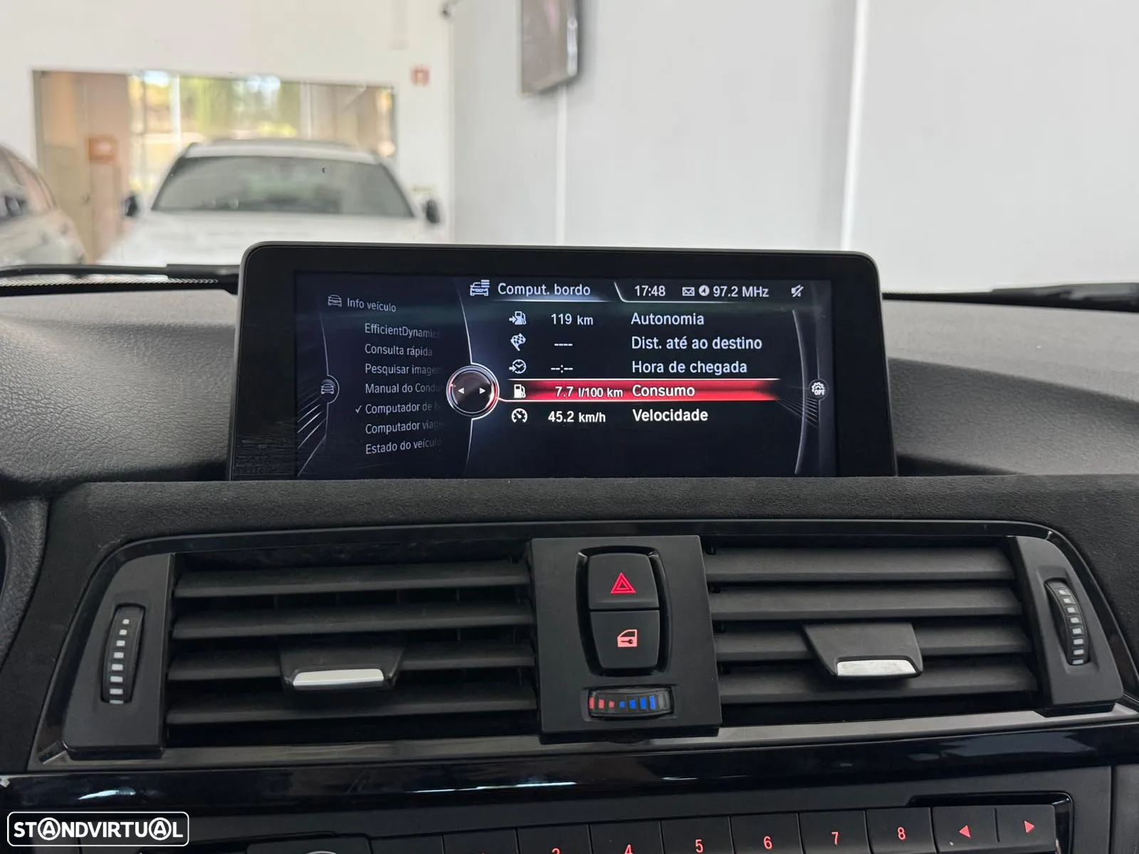 BMW 320 d Touring xDrive Auto - 31