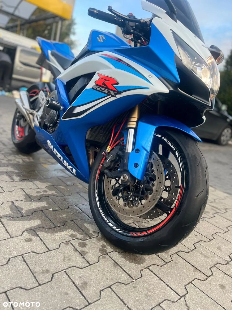 Suzuki GSX-R - 1