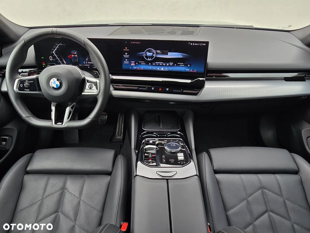 BMW Seria 5 520d xDrive - 8