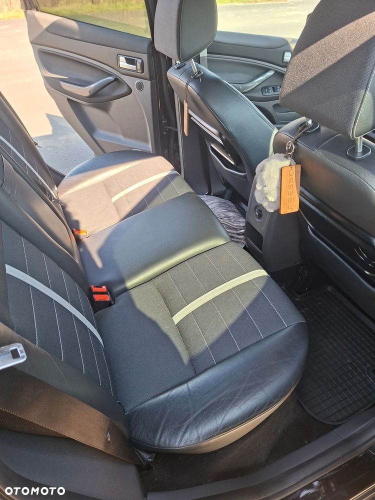 Ford Kuga 2.0 TDCi 4x4 Trend - 11