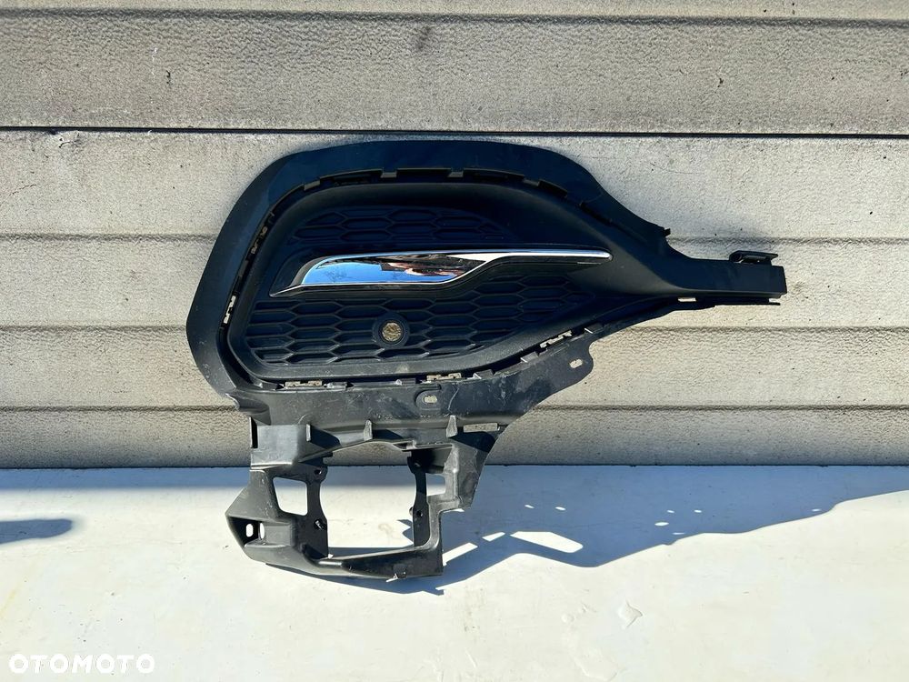 OPEL GRANDLAND XYP00028677  ZDERZAK KRATKA ZDERZAKA PRAWA