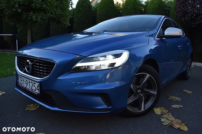 Volvo V40 D3 Drive-E SCR R-Design Momentum - 2