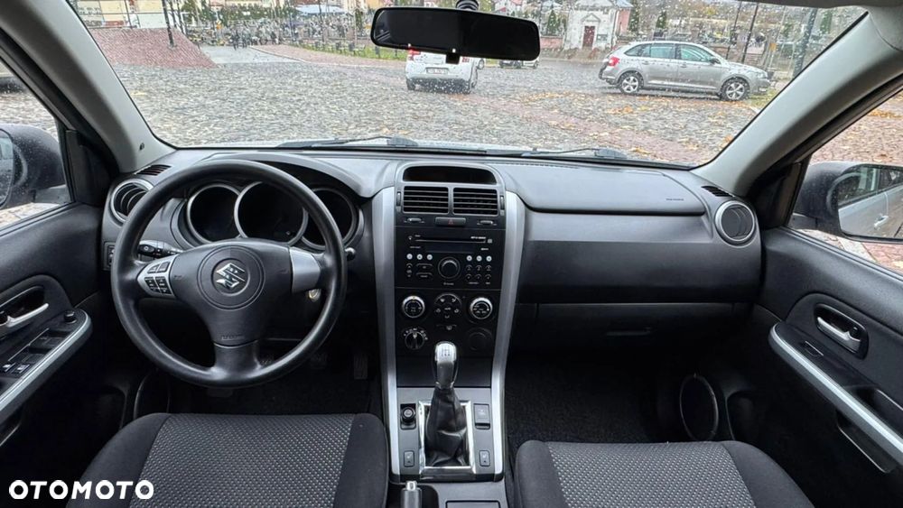 Suzuki Grand Vitara - 39
