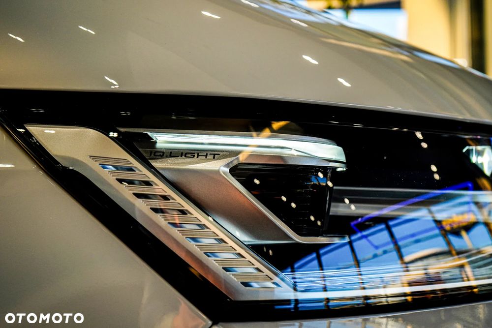 Volkswagen Multivan 2.0 TDI L2 Edition DSG - 8