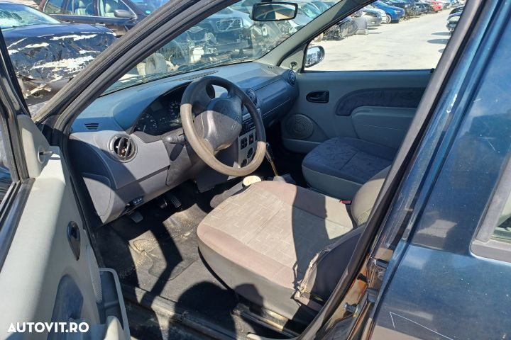 Punte spate 1.4B 2006 Dacia Logan 1 [2004 - 2008] Sedan 1.4 MT (75 hp - 10