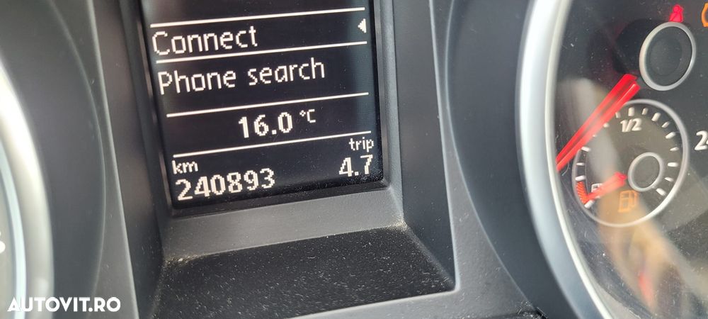 Volkswagen Golf - 10