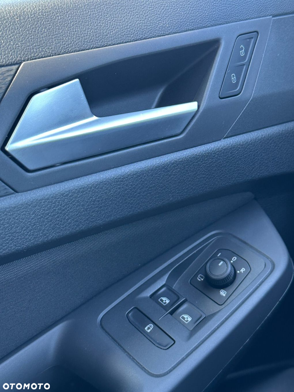 Ford Tourneo Connect Grand - 23
