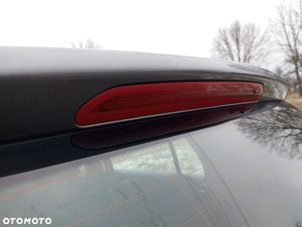 Volkswagen Golf - 17