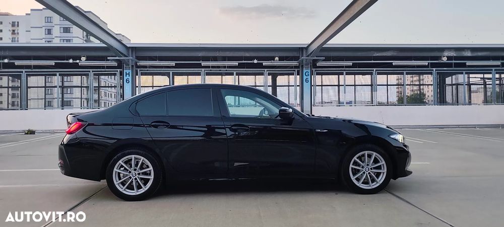 BMW Seria 3 320i Aut. Advantage - 22