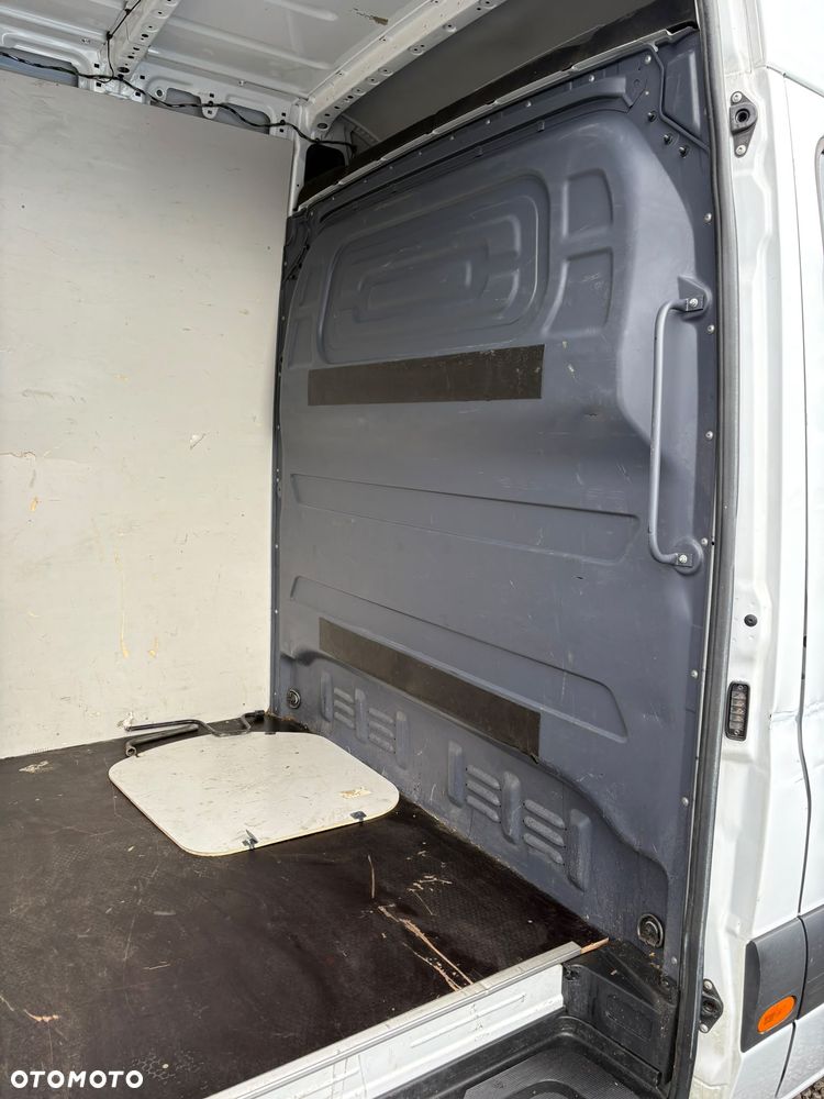 Mercedes-Benz SPRINTER * AUTOMAT * 2023 Rok * Tylko 163.000km ! - 24