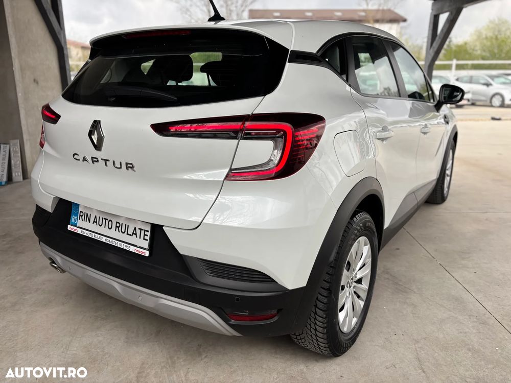 Renault Captur MHEV 140 Techno - 9