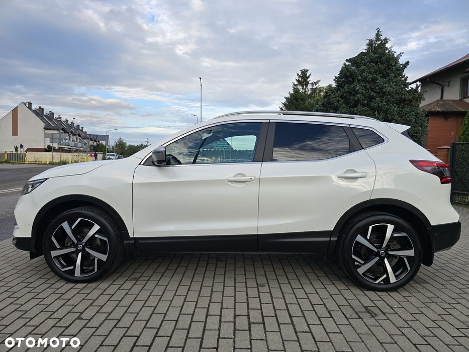 Nissan Qashqai 1.3 DIG-T Tekna - 2