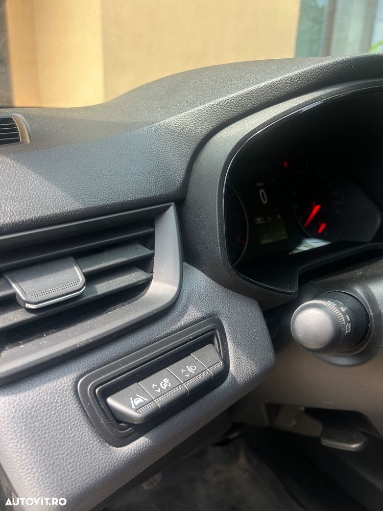 Renault Clio - 8