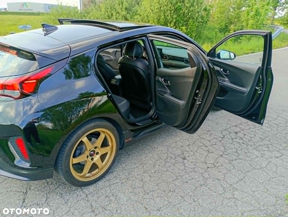 Hyundai Veloster 1.6 Turbo Premium - 14