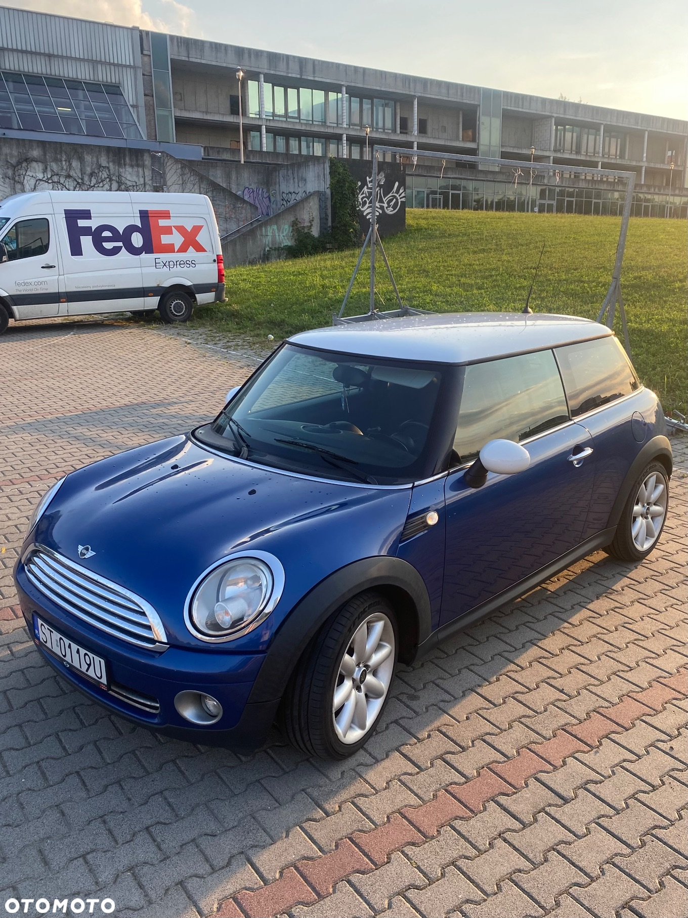 MINI Cooper Standard - 3