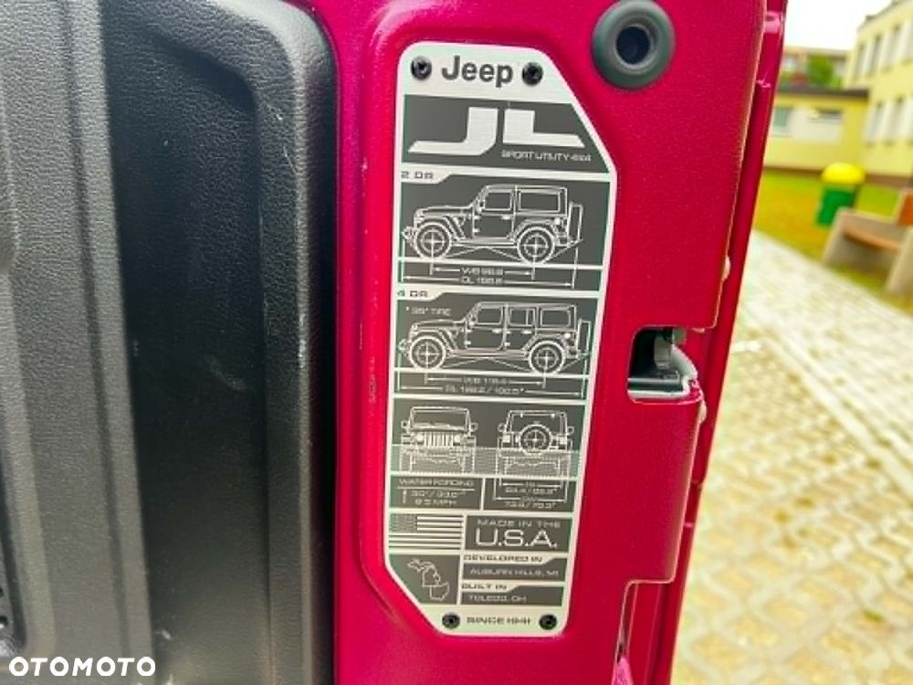 Jeep Wrangler - 40