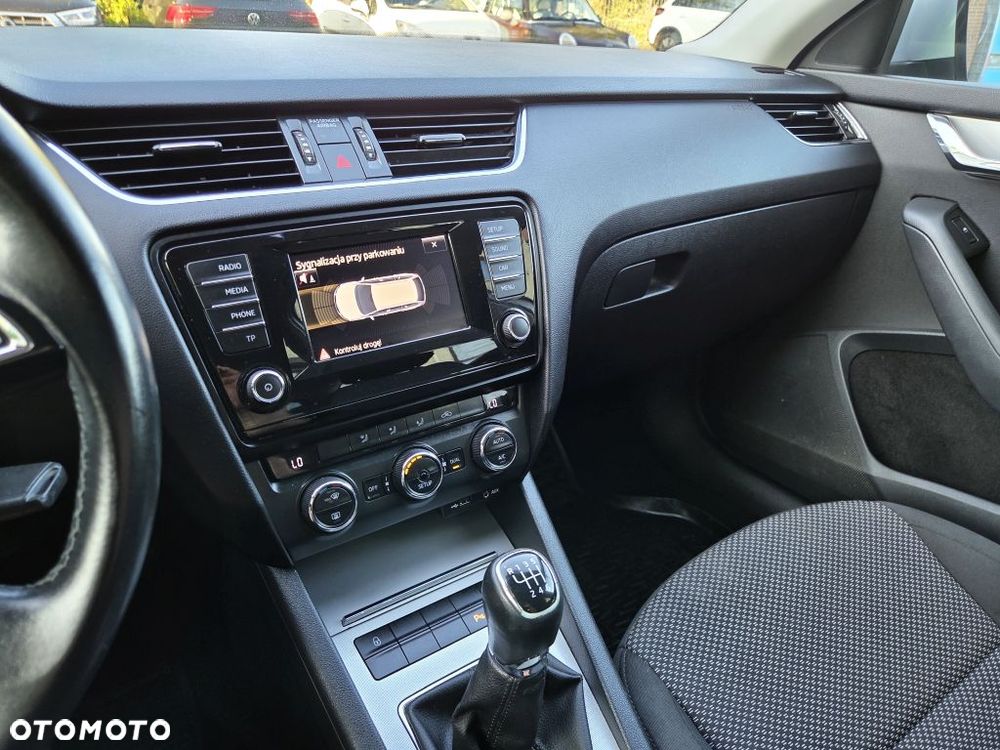 Skoda Octavia 2.0 TDI Elegance - 32