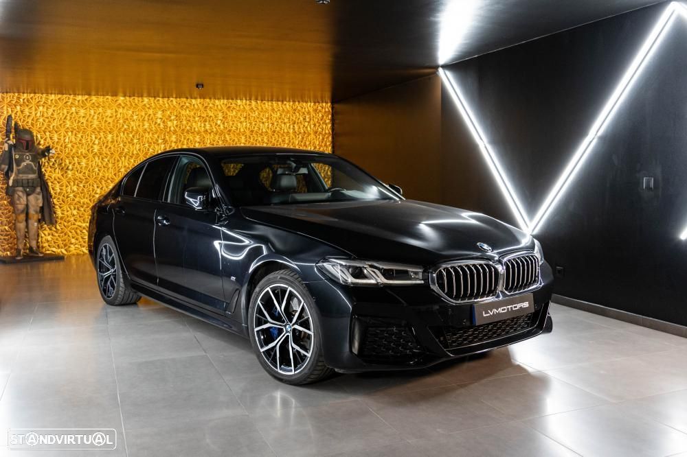 BMW 530 e Pack Desportivo M - 3