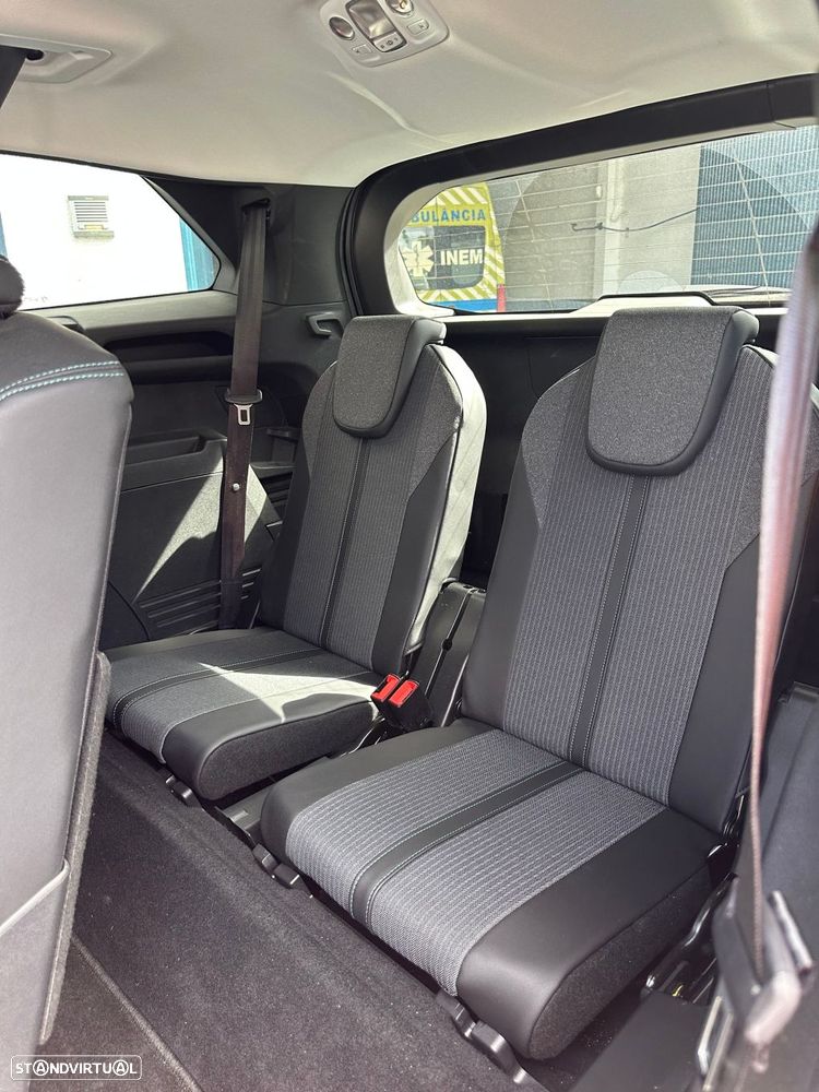 Peugeot 5008 1.5 BlueHDi Allure Pack EAT8 - 17