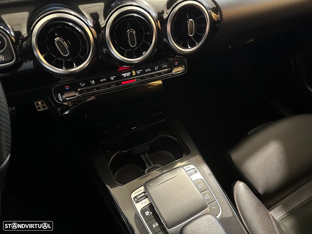 Mercedes-Benz A 180 d AMG Line Aut. - 19
